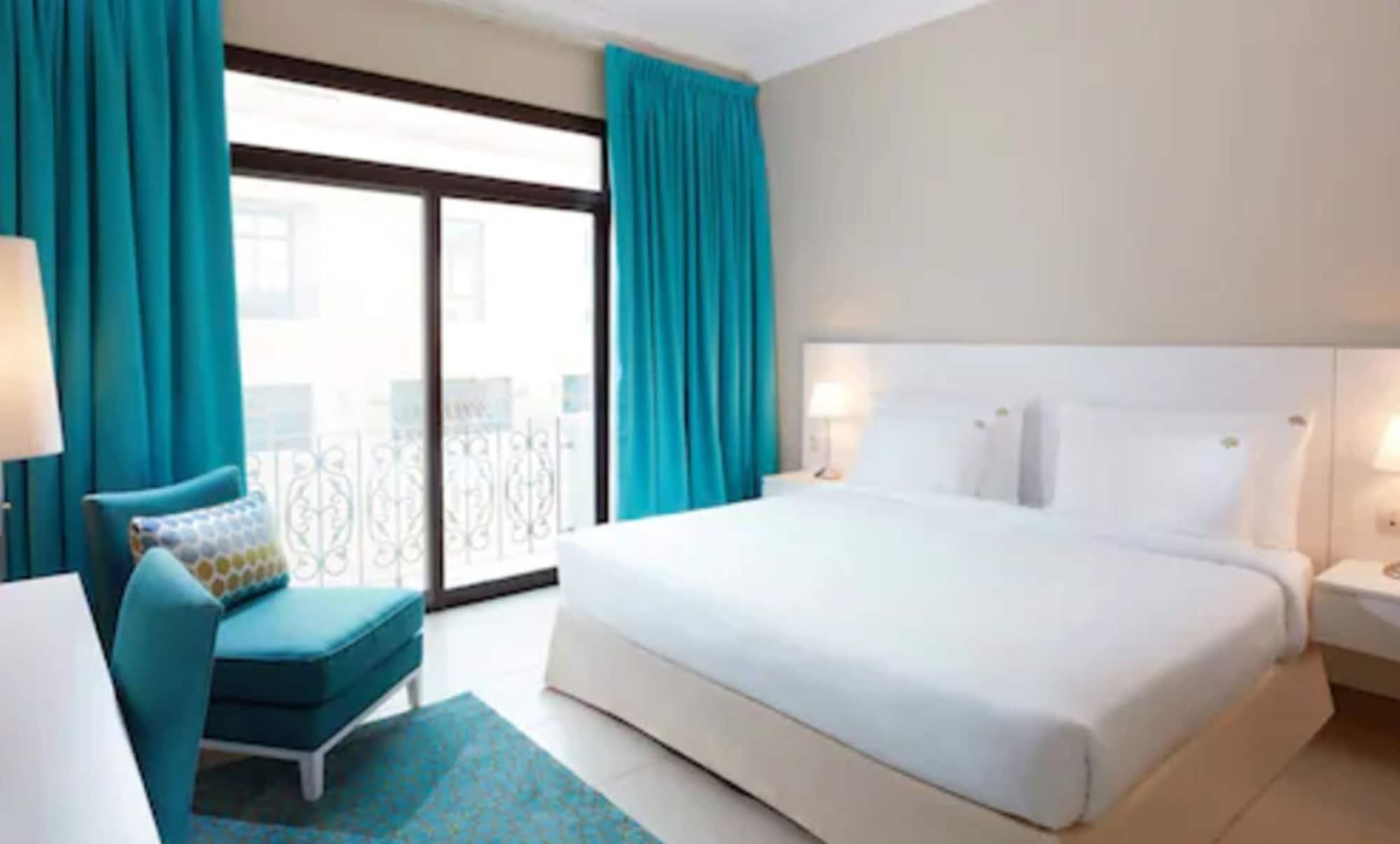 Andalus Al Seef & 4* Abu Dhabi